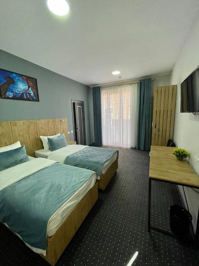Bobur Hotel Tachkent Extérieur photo