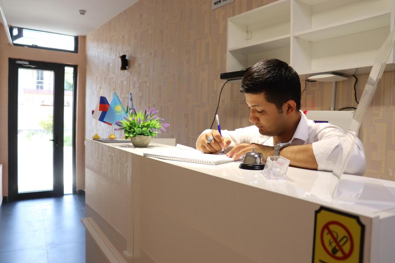 Bobur Hotel Tachkent Extérieur photo