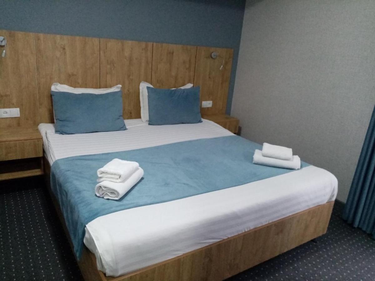 Bobur Hotel Tachkent Extérieur photo