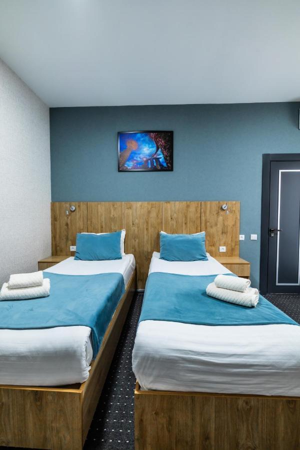 Bobur Hotel Tachkent Extérieur photo