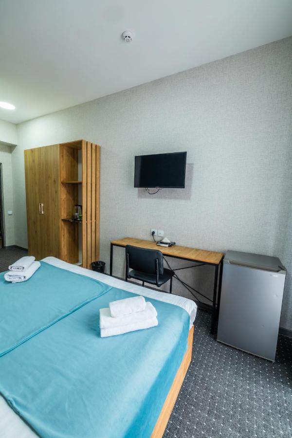 Bobur Hotel Tachkent Extérieur photo