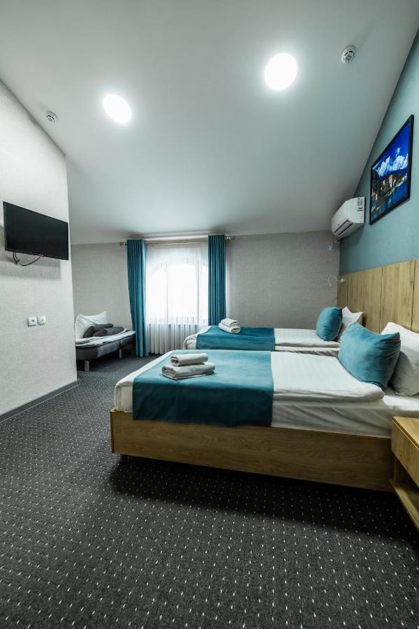 Bobur Hotel Tachkent Extérieur photo
